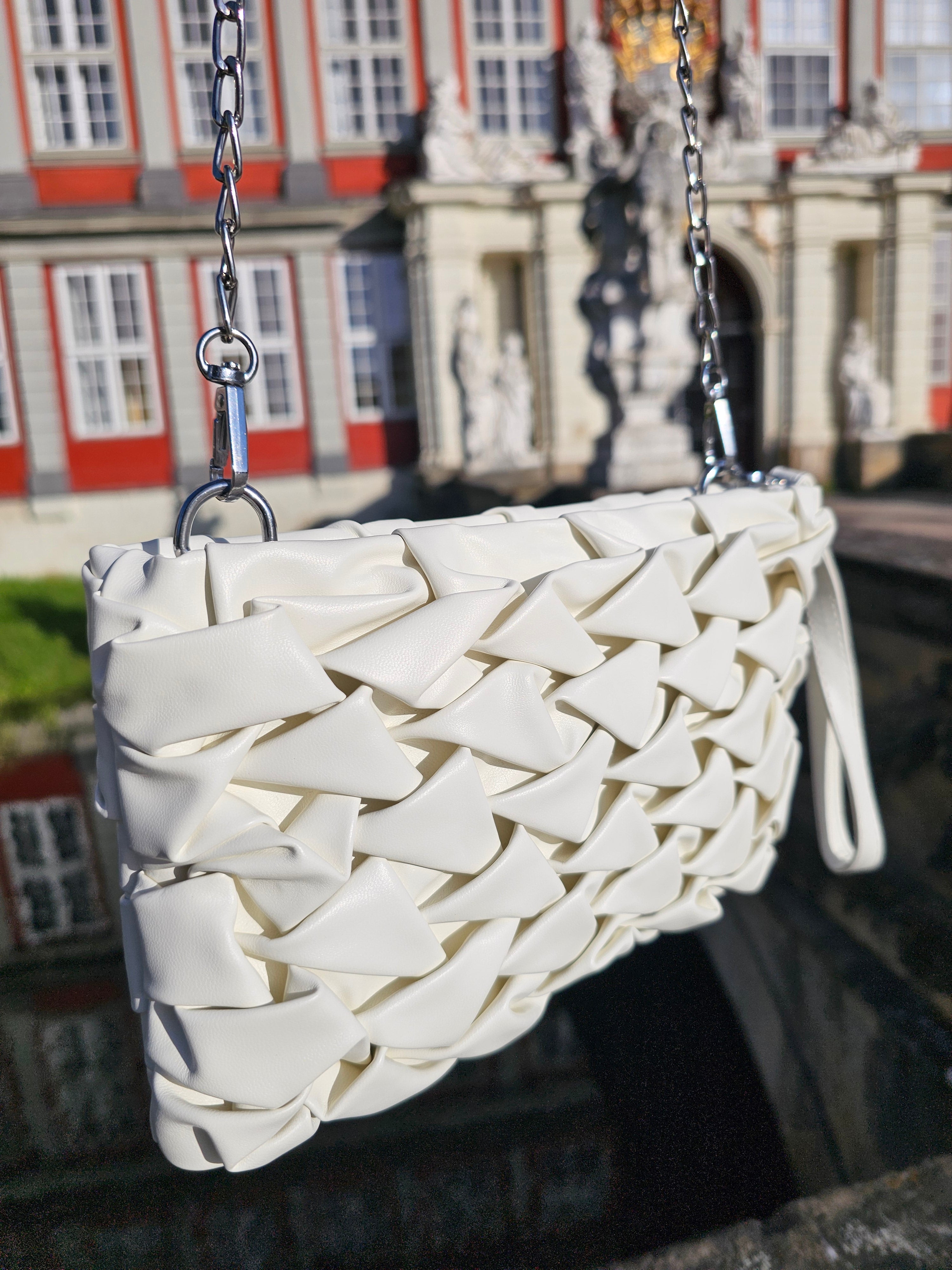 Avyline Woven Bag – Soft Cream